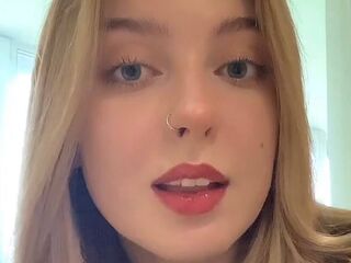 beautiful girl webcam FloraGerald