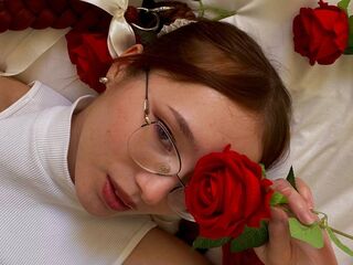adult cam show AngeleWirtanen