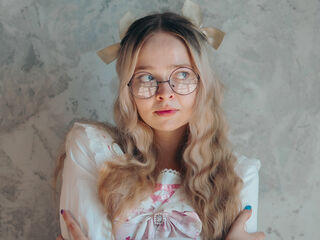 teaser cam BellaMorley