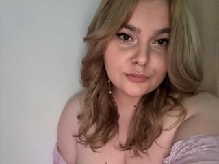 adult webcam chat room MeganDarcy