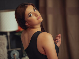 camwhore fingering shaved pussy SophiaVilner