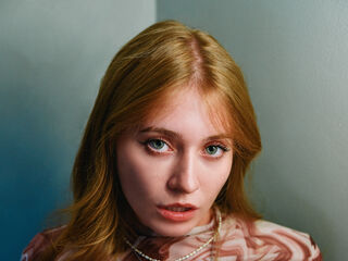 adult cam show TianaTinn