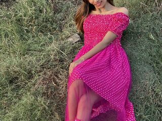 naked camgirl photo AngelOne
