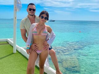 webcamgirl oral sex LyndaAndAntony
