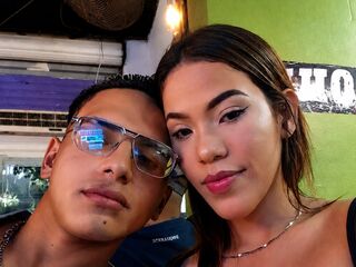 naked webcam couple picture SophiaAndEthan