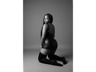 sex slave cam BrownNina