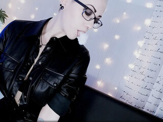 fetish liveshow LeslieEden