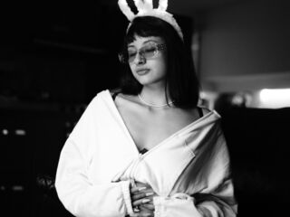 leather fetish webcam UrsulaLorn