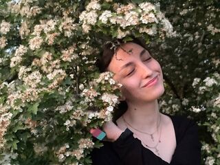 naked cam girl fingering pussy AdalineScavetta