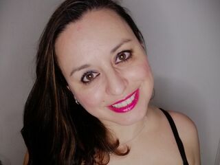 sexy camgirl chat AdelaAlbaNatural