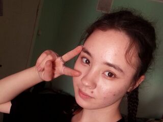 nude webcam AislyFollin