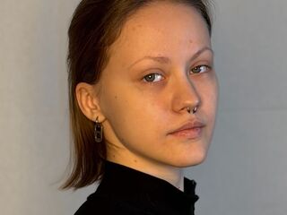 cam girl live webcam video AlainaCaveness