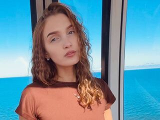 strip tease show AlbinaFichtner