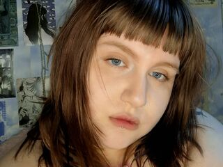teaser web cam AliceBunn