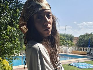 camslut fingering wet pussy AliceSanz