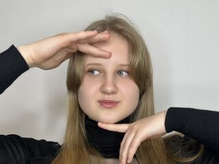 girl fingering bald pussy ArmindaMerry