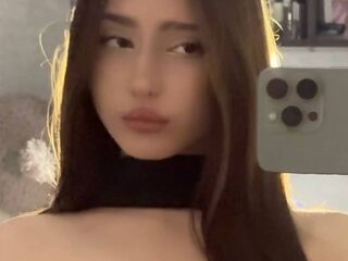 naughty chatroom BellaJersiquins