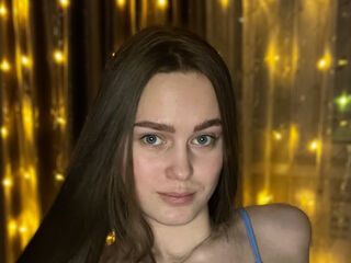 hot cam girl masturbating with dildo BernardineCaiafa