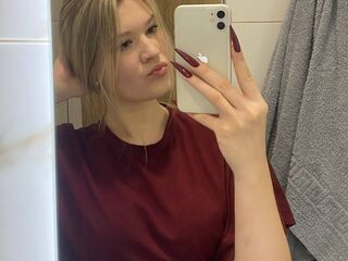 cam girl playing with sextoy Bloryjon