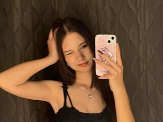 naked girl with webcam fingering pussy BritanyDenice