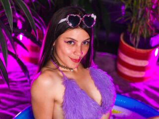 shaved pussy cam CamilaAghony