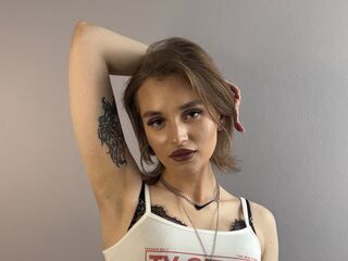 naughty camgirl photo CammiePratten