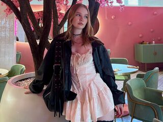 camgirl sexchat CandiFerretti