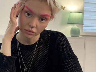 naughty webcamgirl CarmeliaPolyak