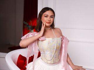 mastubating web cam girl ChloeCalloway