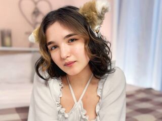 camgirl masturbating with sextoy DanaAddington