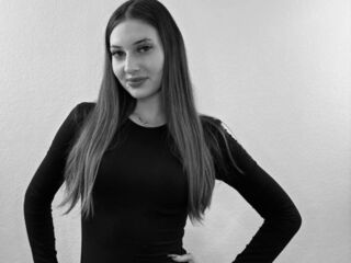 nude web cam DaynaNicholls