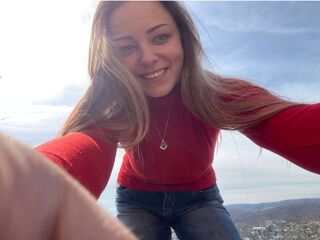 free live chatroom DeeLorrie