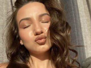 webcam sex DinaSweeny