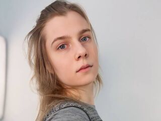 fingering camgirl video DonnettaLorino