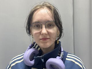 adult videochat room DoraDawson