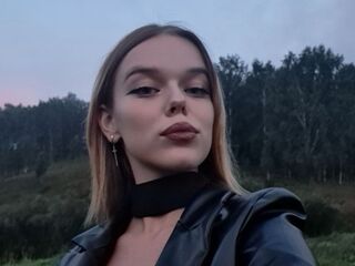 naughty cam girl masturbating EdinaAmos