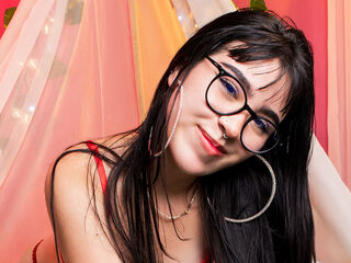 beautiful webcamgirl ElieConor