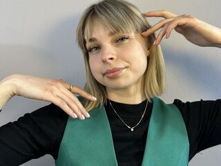 shower sex EmelineBurrough