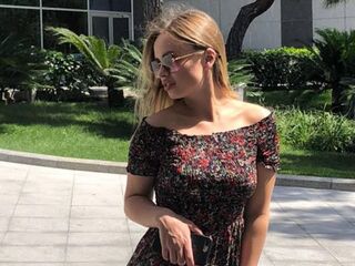 chat room free EmileeBeyale