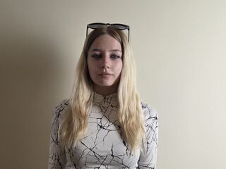 shaved pussy cam EvelynReynaga