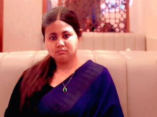 camslut fingering shaved pussy FatemaKhatun