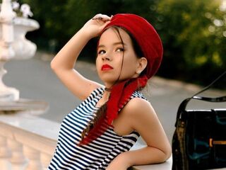 sexy live cam girl FreedaBoynton