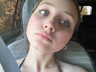 nude webcamgirl photo HelgaHumenik