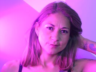 webcam pic IsabellaBaker