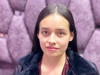 nude cam picture IssaMontenegro