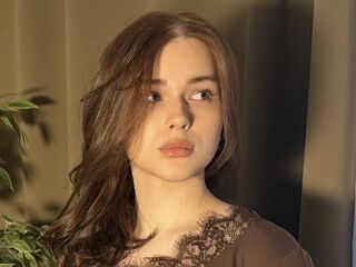 girl shaving pussy JamesLangel