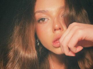 camgirl spreading pussy JanyceCruden