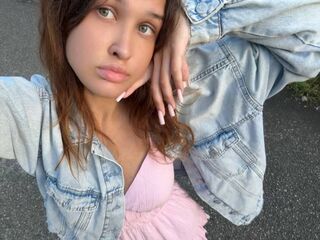 cam girl photo JazminHalajian