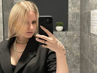 hot sex webcam JenaeMcquillen