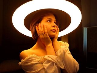 naked girl with webcam fingering JoslynDelmolino